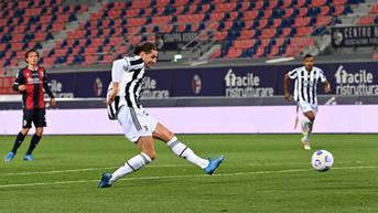 Negosiasi MU dengan Gelandang Juventus Adrien Rabiot Terhenti
