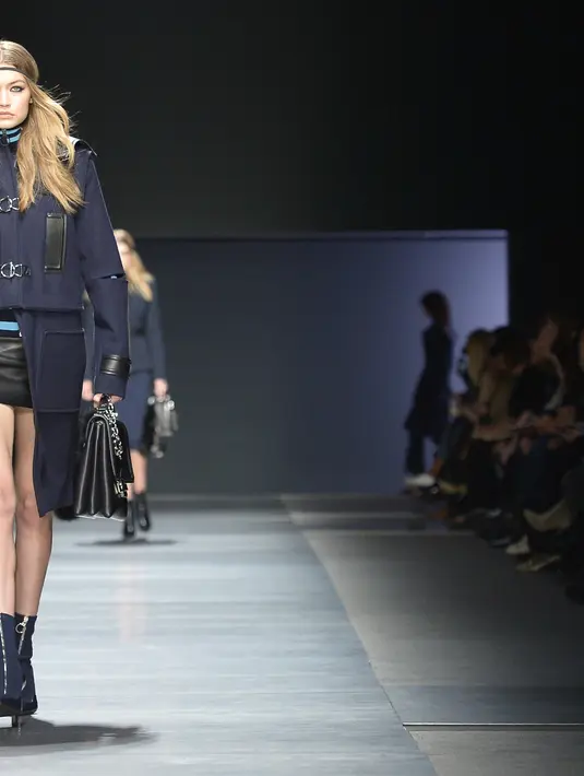 Aura seksi yang dimiliki oleh kekasih Zayn Malik sangat terpancar dari raut wajah yang sangat emosional. (AFP/Bintang.com)