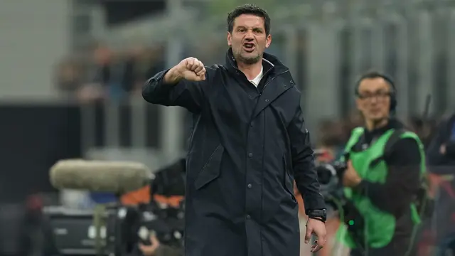 Pelatih Inter Milan Cristian Chivu