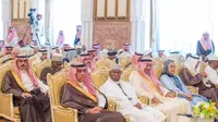 Menteri Keuangan (Menkeu) Sri Mulyani diundang oleh Raja Salman bin Abdulaziz Al Saud dan Putra Mahkota sekaligus Perdana Menteri Mohammed bin Salman Al Saud untuk menghadiri undangan dari Custodian Two Holy Mosques di Royal Court Mina. (Sumber: akun instagram @smindrawati)