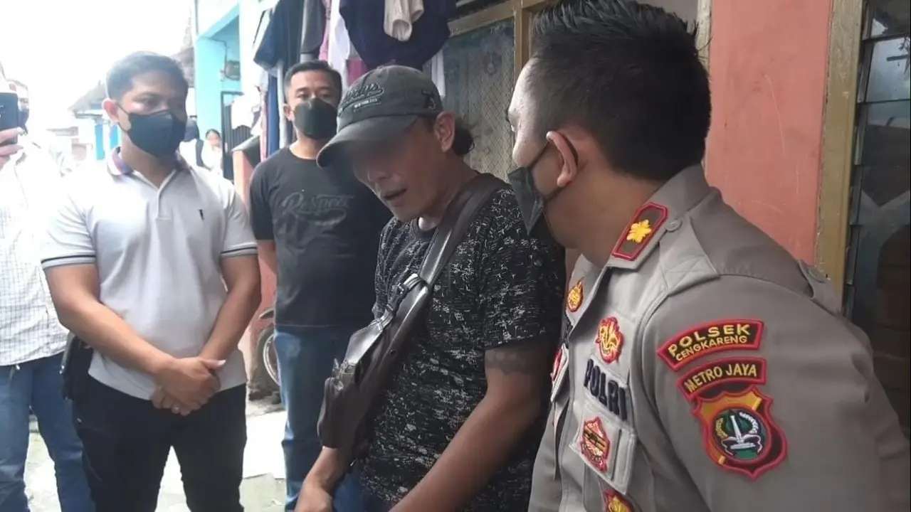 Polsek Cengkareng telah menangkap dua orang oknum anggota ormas