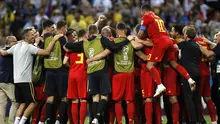 Para pemain Belgia merayakan kemenangan atas Brasil pada laga perempat final Piala Dunia di Kazan Arena, Kazan, Jumat (6/7/2018). Belgia menang 2-1 atas Brasil. (AP/Francisco Seco)