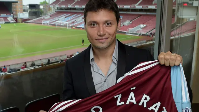 10 Rekrutan Terburuk Liga Premier Inggris Musim 2014/15