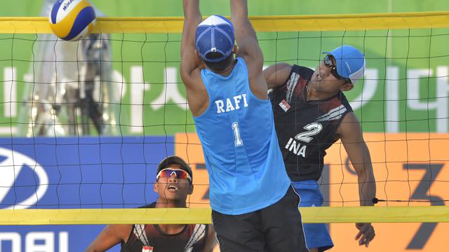 Pebola voli pantai Indonesia Koko Prasetyo dan Ade Candra