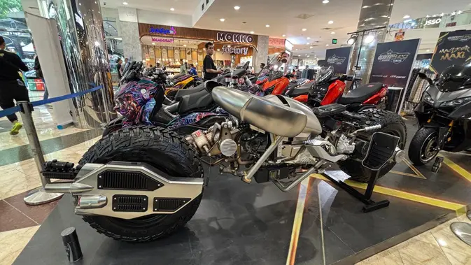 Modifikasi Ekstrem, Yamaha XMax Diubah Jadi Motor Batman