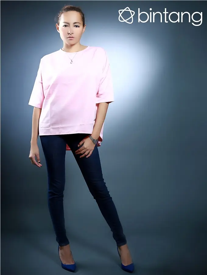 [Bintang] Dewi Rezer