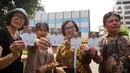 Sehari sebelum wafat, Minggu 20 April 2025, Paus Fransiskus sempat menyampaikan pesan Urbi et Orbi memberkati kota dan dunia sebagai bagian dari perayaan Paskah di Vatikan dari balkon utama Basilika Santo Petrus. (Liputan6.com/Herman Zakharia)