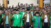 Plt Ketua Umum Partai Persatuan Pembangunan (PPP) Muhamad Mardiono membuka kegiatan Pendidikan Kader Nasional III Generasi Muda Pembangunan Indonesia (GMPI), di Hotel Kaisar, Jakarta Selatan.