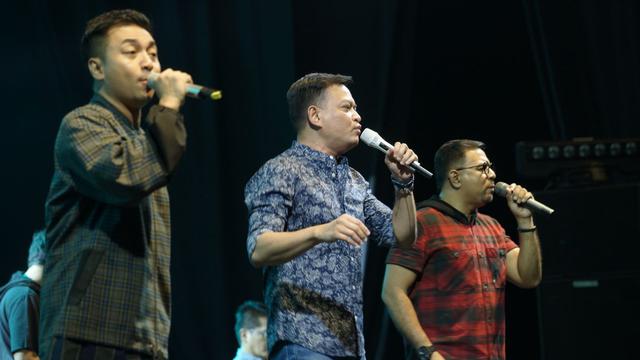 Kahitna di Mocosik Festival 2018 (Kapanlagi.com/ Mathias Purwanto)