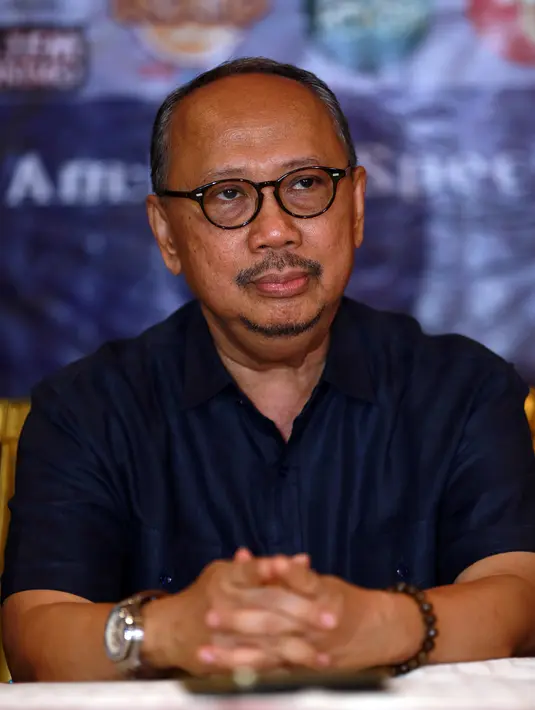 Baik Rossa mau pun Ebiet G Ade merasa antusias dengan konser yang diadakan untuk menutup akhir tahun 2015 ini. Penampilan musisi kenamaan tanah air ini akan menjadi penampilan yang ditunggu-tunggu. (Deki Prayoga/Bintang.com)