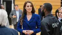 Gaya Kate Middleton dalam balutan blazer lama curi pehatian. Tetap elegan dan berkelas. (Instagram/princeandprincessofwales).