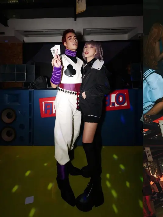 Vidi cosplay jadi Hisoka, pesulap di Hunter x Hunter didampingi sang istri Sheila Dara. [Foto: Instagram @vidialdiano]