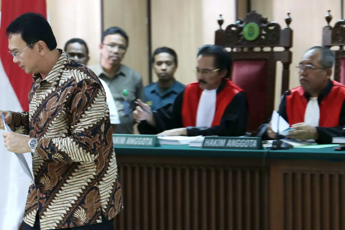 Sidang Perdana Ahok