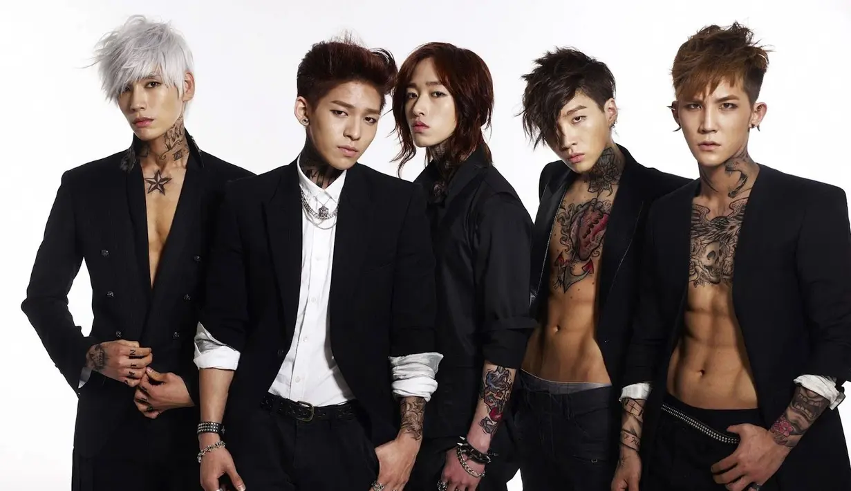 DMTN merupakan grup yang terbentuk pada 2010, walaupun belum resmi bubar akan tetapi para personel grup ini menolak untuk comeback sejak 2014. (Foto: koreaboo.com)