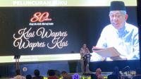 Wakil Presiden Ma'ruf Amin merayakan ulang tahun  ke-80 tahun, pada Sabtu (11/3/2023) di Ballroom Hotel Kempinski, Jakarta. Perayaan diisi dengan peluncuran buku biografi berjudul “Kiai Wapres, Wapres Kiai”. (Foto: Delvira Hutabarat/Liputan6.com).
