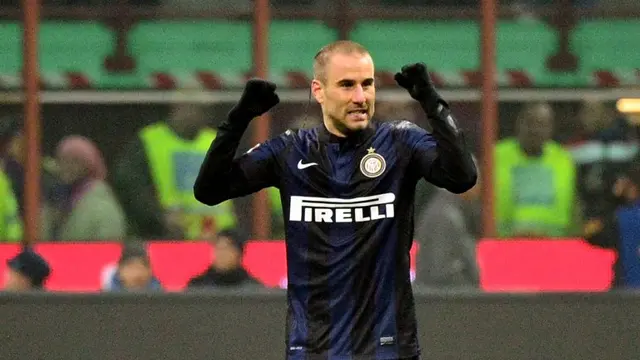 Rodrigo Palacio perpanjang kontrak