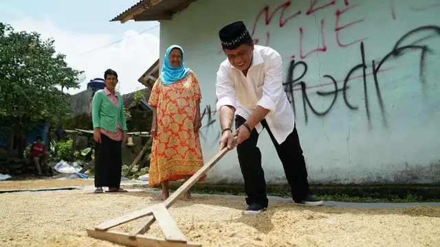 Calon Wakil Gubernur Jawa Barat Anton Charliyan
