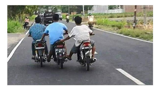 Kelakuan Nyeleneh di Jalan Raya