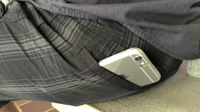 Telepon Genggam Mengganggu Panggilan Darurat Karena...