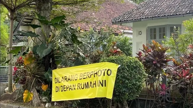 Larangan Foto di Rumah Milea