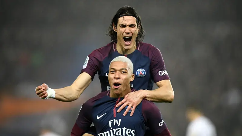 Edinson Cavani dan Kylian Mbappe