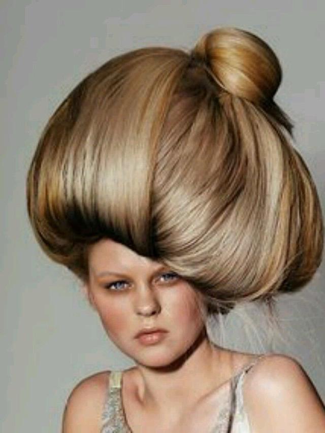 6 Potongan Rambut Cewek yang Paling Absurd, Enggak Habis Pikir