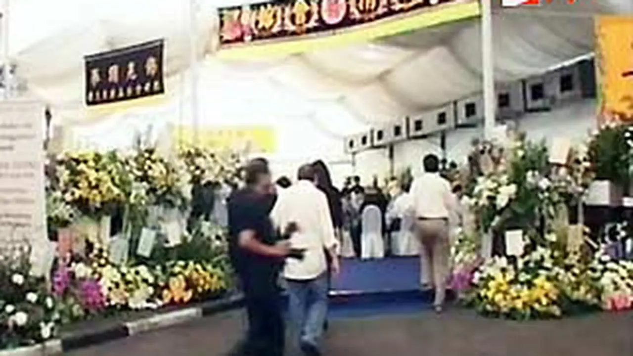 120616cliem.jpg