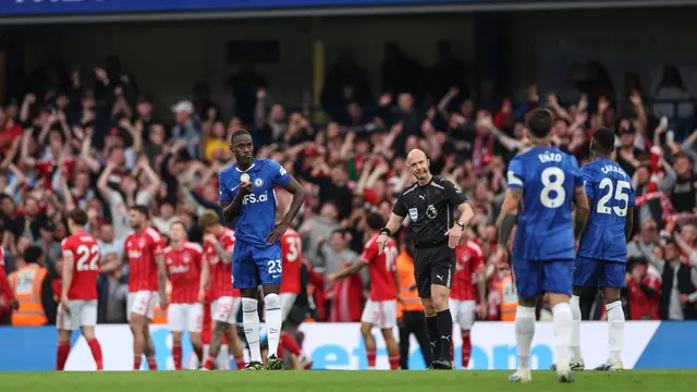 Selebrasi pemain Forest ketika mempermalukan Chelsea di Liga Inggris