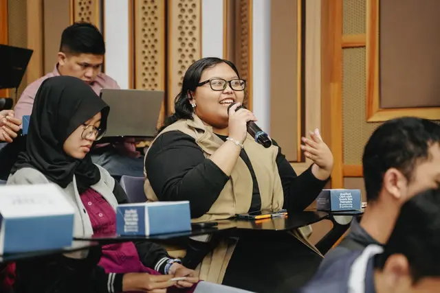 Dikemas Secara Tematik