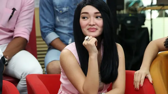 [Bintang] Zaskia Gotik