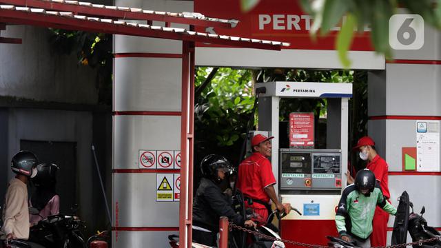 Detik-Detik Kenaikan Harga BBM Bersubsidi di SPBU