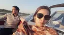 Sebelumnya pasangan yang meresmikan hubungan pada September 2017 itu melakukan bulan madu di Italia, dan Maladewa. Kini, keduanya mengisi liburannya mengunjungi India. (Instagram/hamishdw)