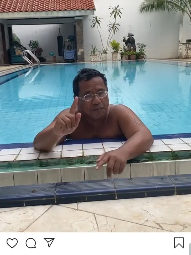 Unggahan Hotman Paris. (Foto: Instagram @hotmanparisofficial)