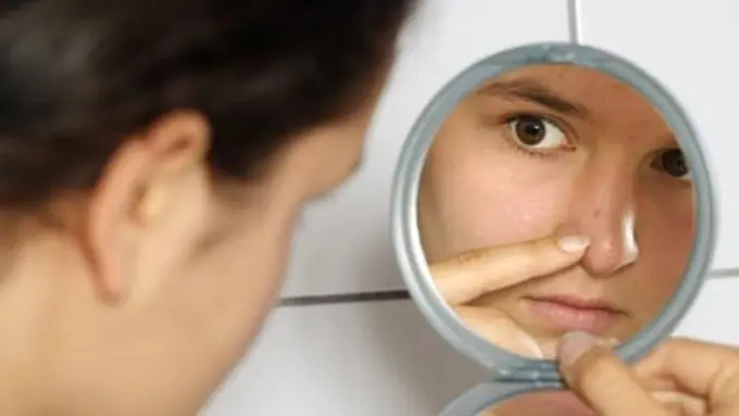 Iuh, Pori-pori di Wajah Kamu Sudah Mulai Membesar Tuh!