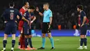 Hingga waktu turun minum, laga antara Paris Saint-Germain (PSG) melawan Liverpool berlangsung imbang 0-0. (Anne-Christine POUJOULAT/AFP)
