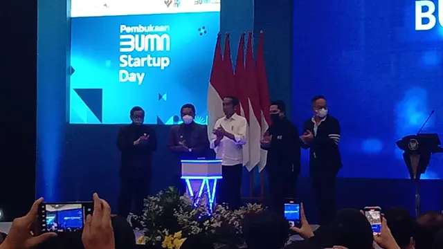 Presiden Joko Widodo mendesak perusahaan rintisan (startup) untuk mau masuk ke sektor industri pangan