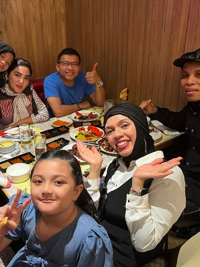 8 Momen Gen Halilintar dan The Hermansyah Makan Malam Bersama, Seru Banget
