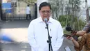 Ketua Umum Partai Golkar yang juga mantan Menteri Perindustrian Airlangga Hartarto memberikan keterangan di Kompleks Istana Kepresidenan, Jakarta, Senin (21/10/2019). Menurut rencana, Presiden Jokowi akan memperkenalkan jajaran kabinet barunya kepada publik hari ini. (Liputan6.com/Angga Yuniar)