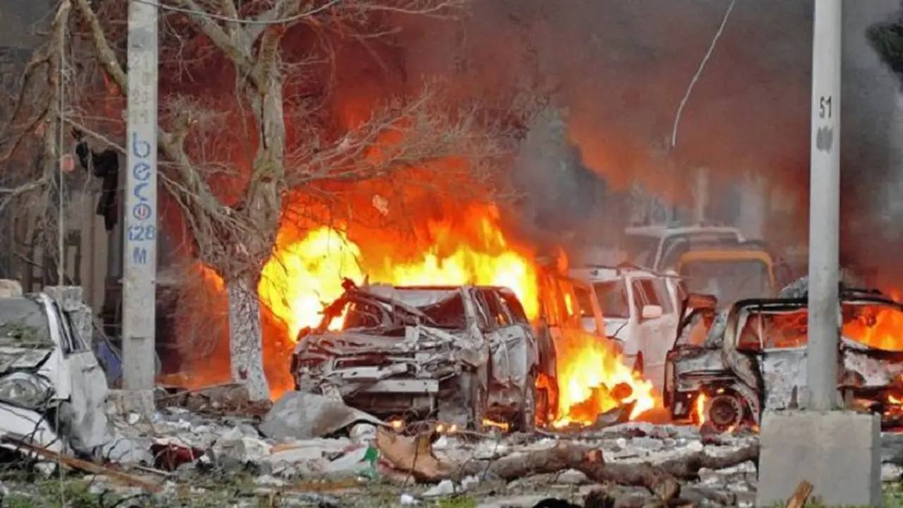 10 Tewas dan 40 Terluka dalam Serangan Bom Mobil di Somalia
