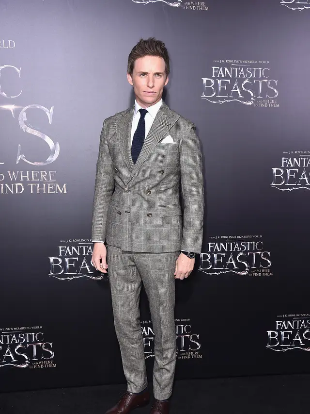 [Bintang] Eddie Redmayne dan Taylor Swift