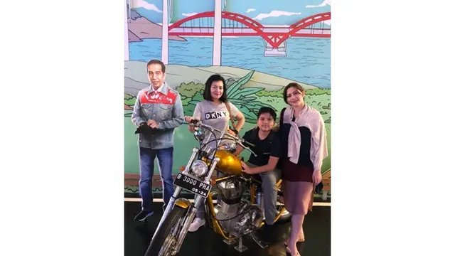 7 Potret Harmonis Cut Keke dan Istri Pertama Sang Suami, Akrab Banget