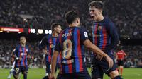 Gavi dan Pedri merayakan gol yang dicetak Barcelona ke gawang Celta Vigo pada lanjutan Liga Spanyol pekan ke-12 (AFP)
