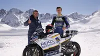 Tim satelit Ducati, Avintia Racing, meluncurkan motor baru mereka untuk balapan MotoGP 2017 di atas pegunungan Andorra, Selasa (7/3/2017) WIB. (GPOne).
