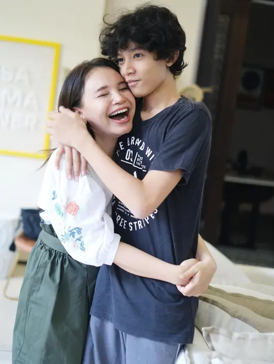 Rossa dan Rizky Langit Ramadhan (Instagram/itsrossa910)