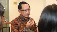 Mendagri: 106 Ribu Pakaian Baru Akan Disalurkan ke Warga Terdampak Bencana Sumatra