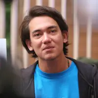 Adipati Dolken (Adrian Putra/bintang.com)