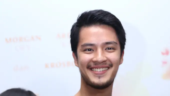 [Bintang] Morgan Oey Adalah Pria Pendukung Fathin Shidqia di Film 'Dreams'