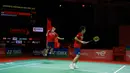 Pasangan ganda putra Jepang Takuro Hoki (kiri) dan Yugo Kobayashi saat melawan pasangan ganda putra Indonesia Kevin Sanjaya Sukamuljo dan Marcus Fernaldi Gideon pada babak final Indonesia Masters 2021 di Nusa Dua, Bali, Minggu (21/11/2021). Kevin/Marcus kalah 11-21, 21-17, 19-21. (HUMAS PP PBSI)