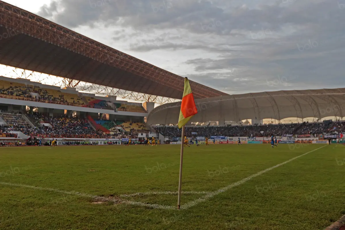 Stadion Wibawa Mukti,Cikarang, Bola.com