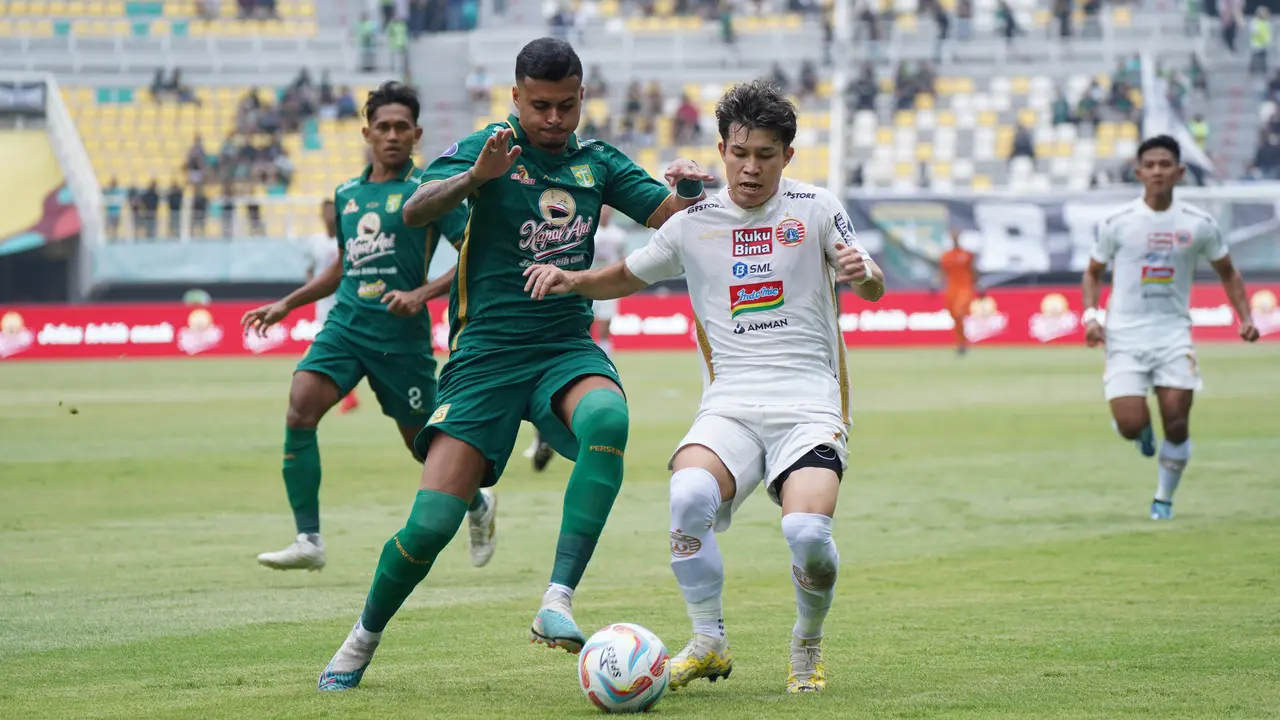 Foto: Hasil Imbang Kembali Diraih Persija Jakarta Ketika Bertandang ke Markas Persebaya